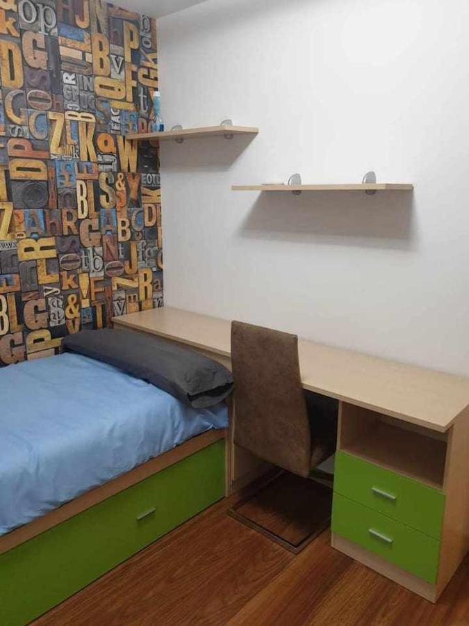 Centro Aparcamiento Gratuito Al Lado Del Pilar Apartment Zaragoza Exterior photo
